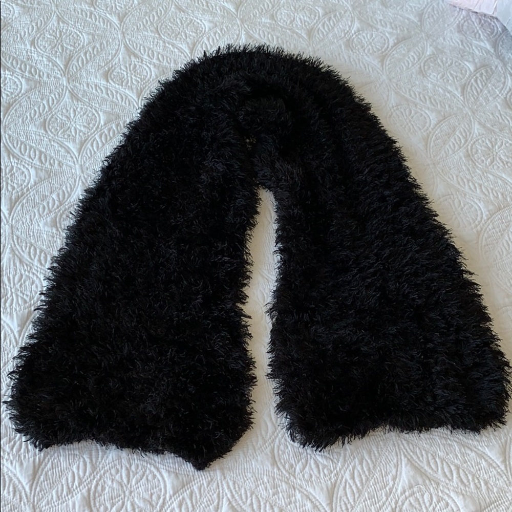 Black scarf